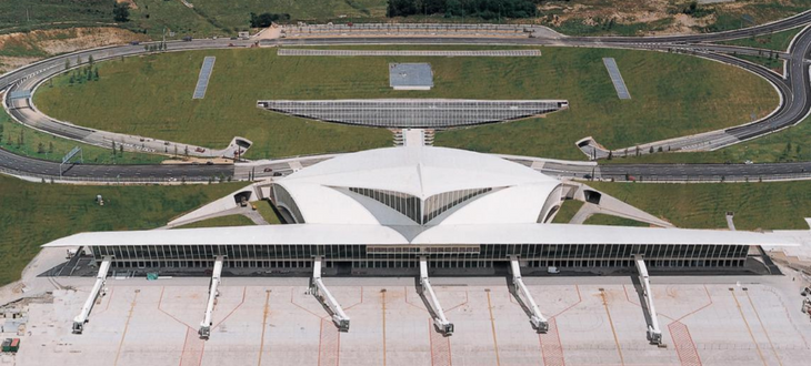 El Aeropuerto De Sondica: A la cabeza de la ingeniería y la arquitectura, Bilbao
